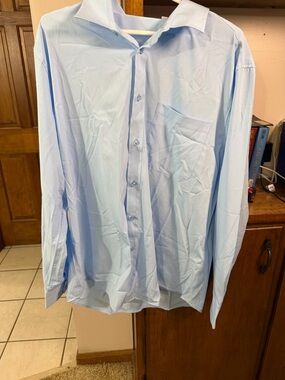 Men's Light Blue Dress Shirt - Classic Button-Up